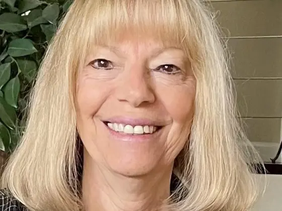 Amy Sherman,
                            Personal Development & Coaching, Health & Wellness
                            Expert at Unshakeable Symposium: Calm in a High-Stress World