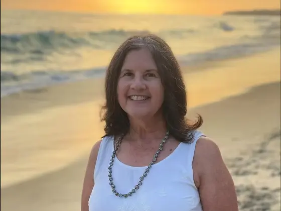 Lori Austein,
                            Health & Wellness
                            Expert at Unshakeable Symposium: Calm in a High-Stress World